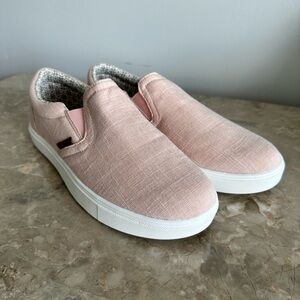 STQ Slip On Shoes For Women Loafers Comfort Casual Low Top Sneakers Size 8.5